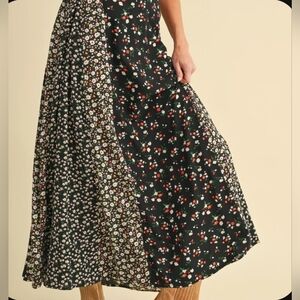 Mindy Mae's Market AEMI+CO Melanie Floral Black Maxi Skirt Large